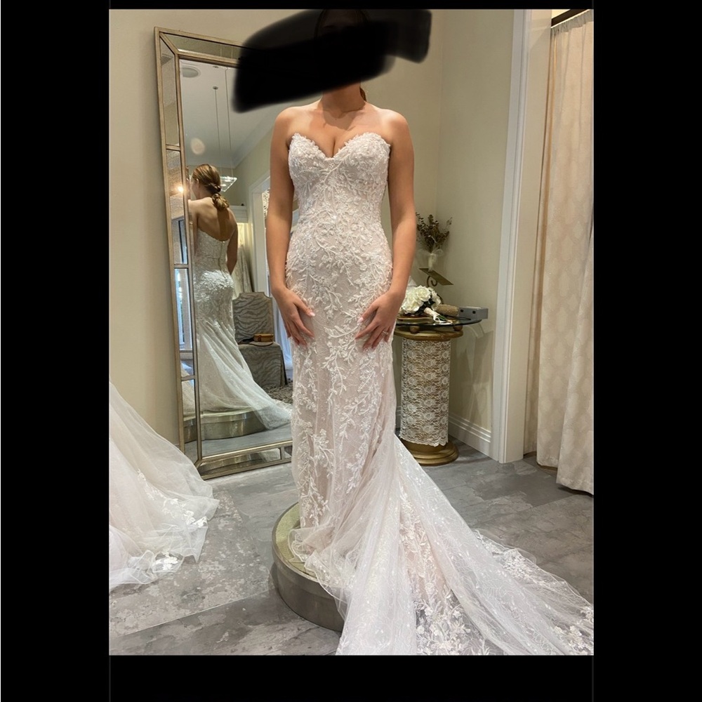 Maggie Sottero White Lace Wedding Dress - Picture 1 of 14